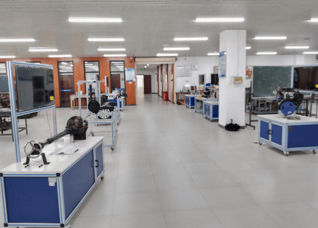 汽车服务工程中的技术服务与技术开发 双轮驱动下的产业升级