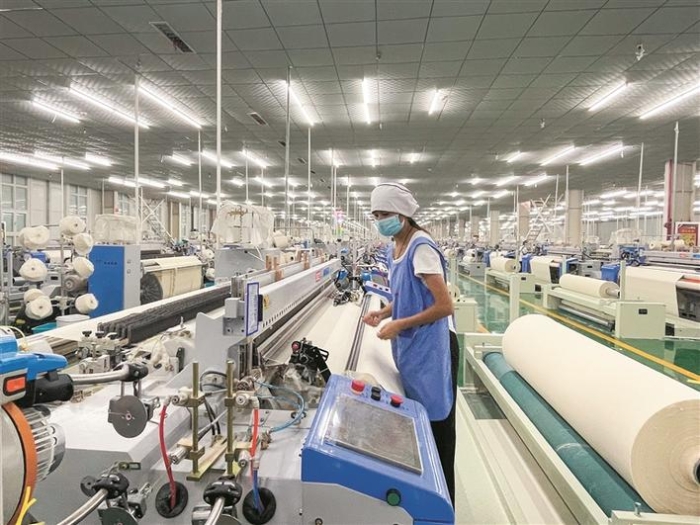 以技术之力掀起项目建设热潮 技术开发与服务的双轮驱动